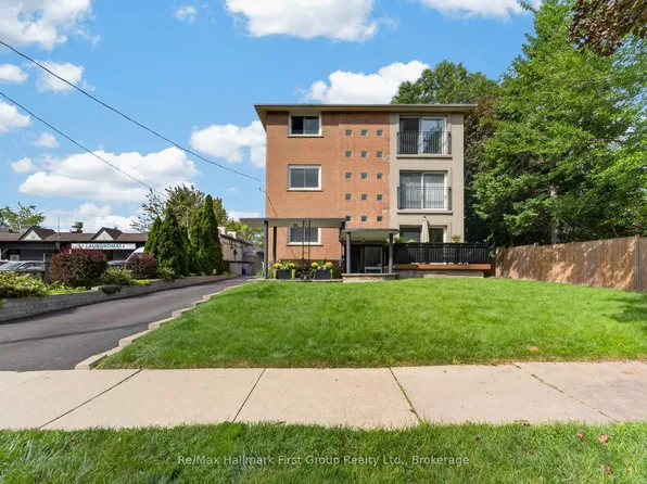 10 Lincoln St, Ajax, ON L1S 6C8