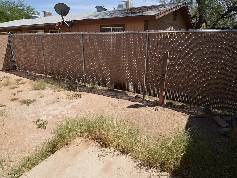 1809 S Van Buren Ave — Photo 10