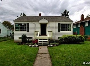 6033 44th Ave SW, Seattle, WA 98136