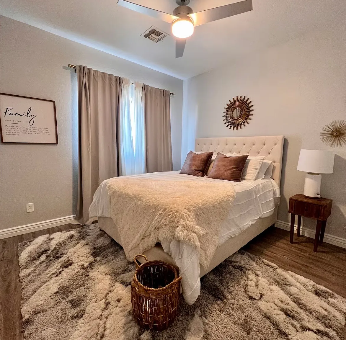 4 bed, 2.5 bath, 2557 sqft, $3,200 — Photo 3