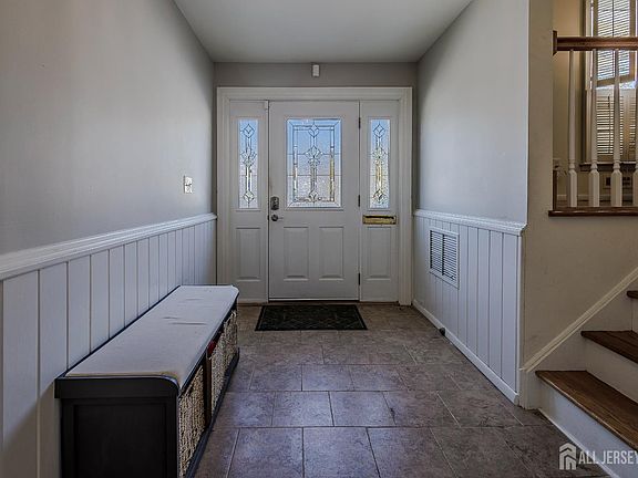 2nd image of 25 Colburn Rd