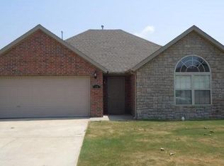 710 Reisling St, Centerton, AR 72719