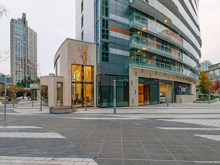 89 Nelson St #1303 — Photo 16
