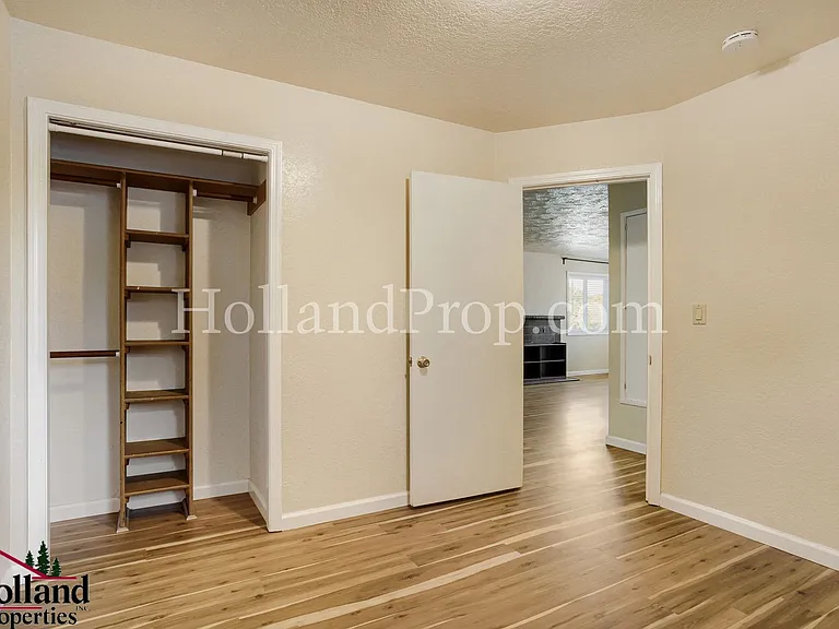 11436 SE 33rd Ave — Photo 17