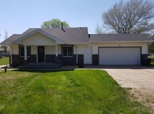 309 Skyview Dr, Hershey, NE 69143