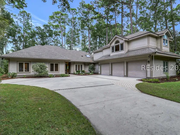 5 Royal James Dr, Hilton Head Island, SC 29926