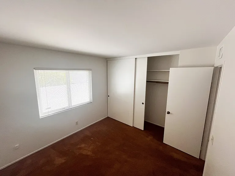 2nd bedroom interior.