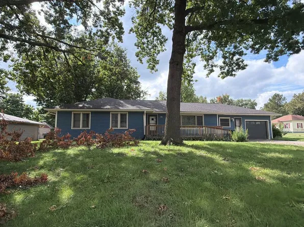 1602 E 7th St, Trenton, MO 64683