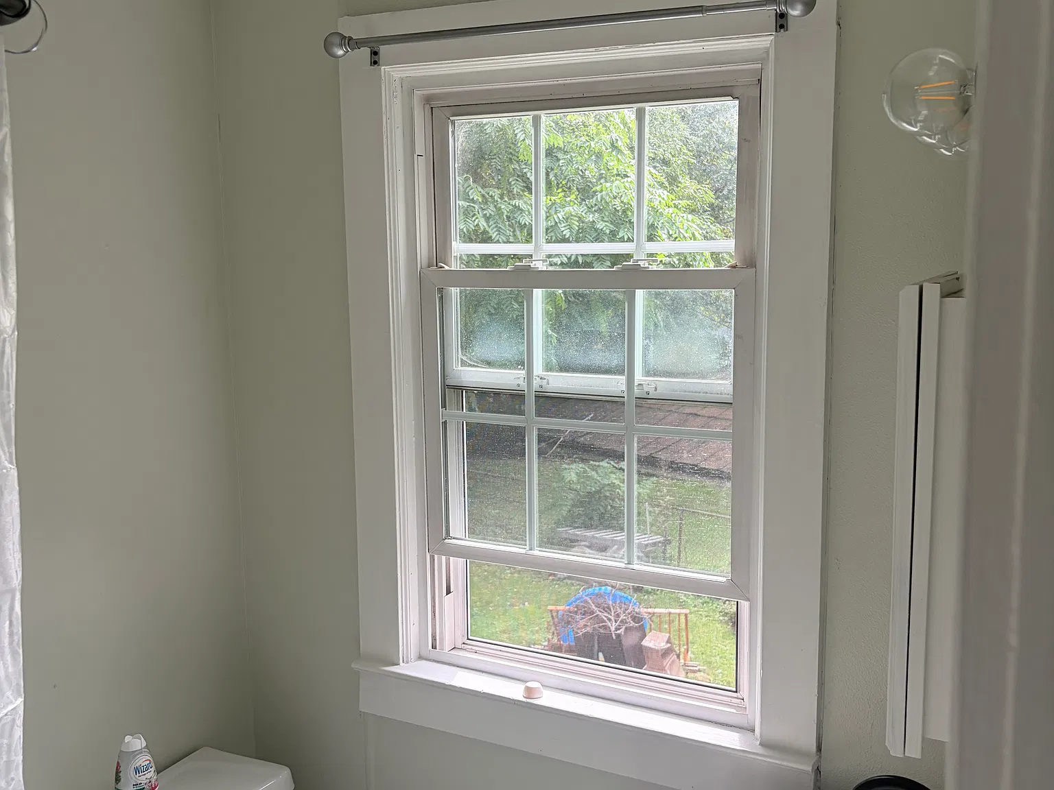 3 bed, 1.5 bath, $1,800 — Photo 4