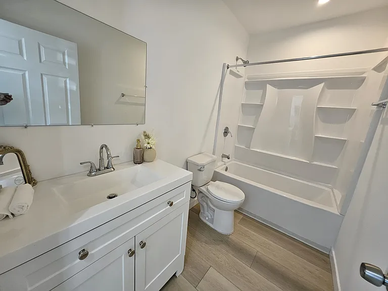 9298 Tamarack Ave #9298 — Photo 6