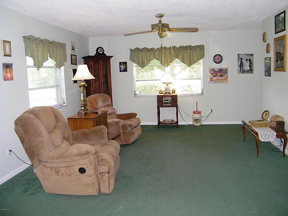 3rd image of 23951 SW Dogwood Ln