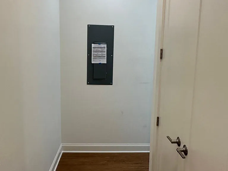 9058 Main St — Photo 12