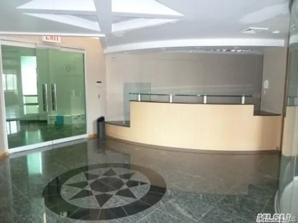 136-40 39th Ave #6A, Flushing, NY 11354