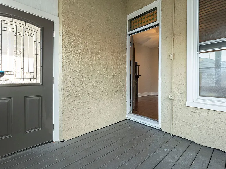 1619 Ellwood Ave — Photo 28
