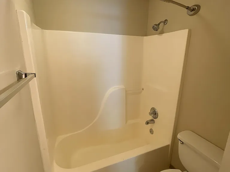 19810 Hill Ct #1 — Photo 8
