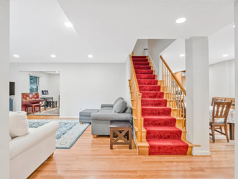 6217 Park Rd — Photo 8
