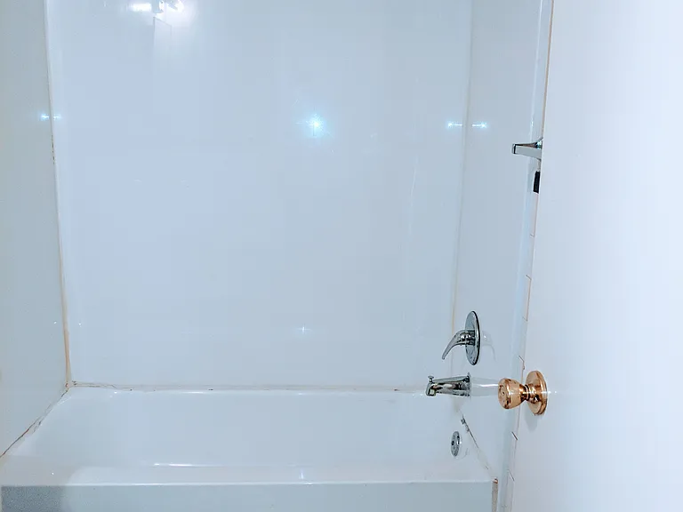 3425 Kensington Avenue — Photo 16