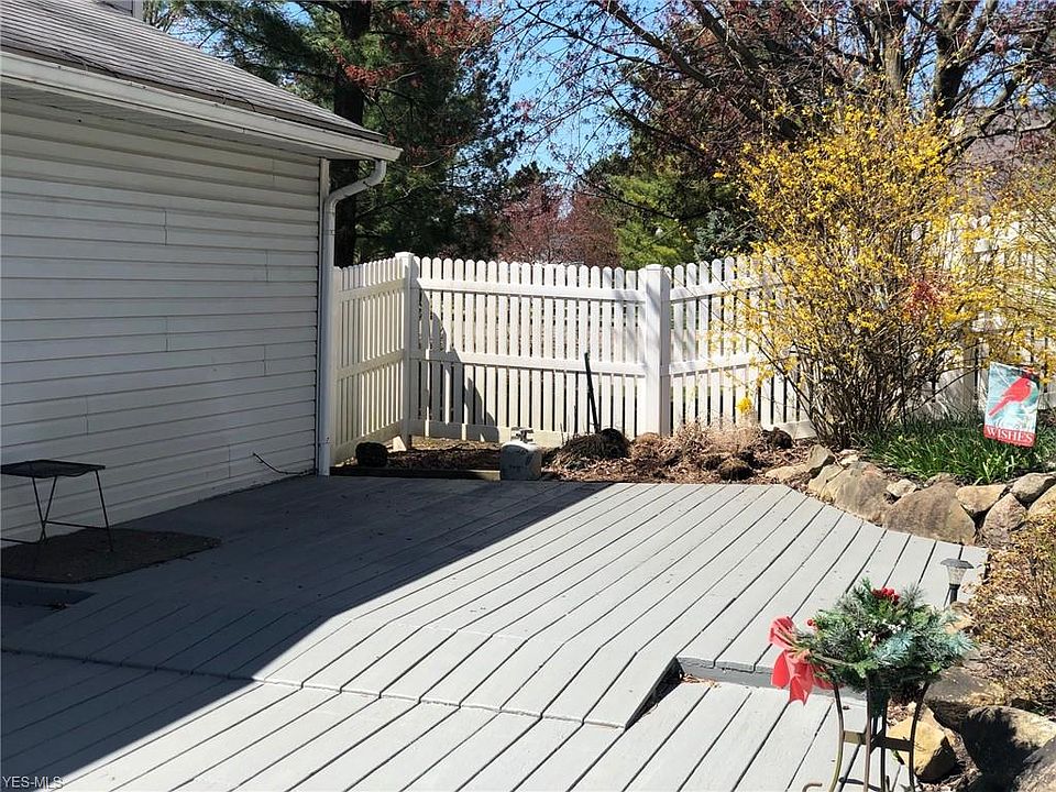 2nd image of 885 Kenton Ct #66