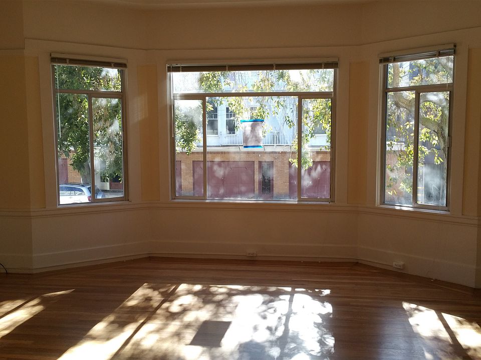 1st image of 616 Lake St