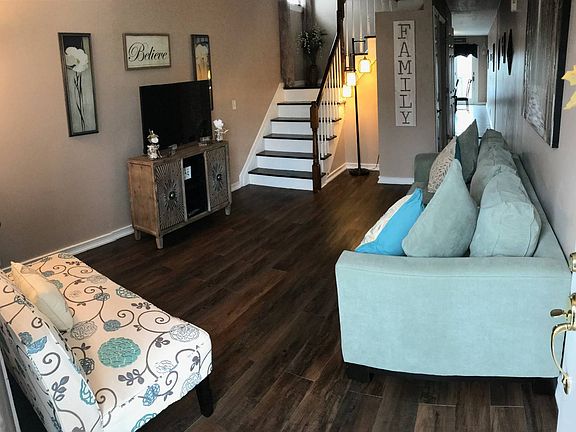 3rd image of 84 Cedarview Ave