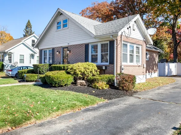 67 N Leyden St, Brockton, MA 02302