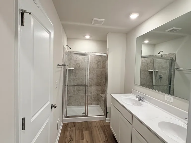 436 Seeback Dr — Photo 34