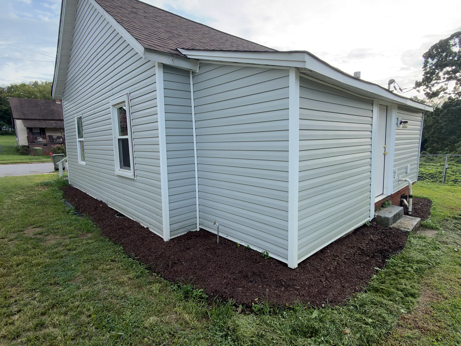312 Davis Street — Photo 4
