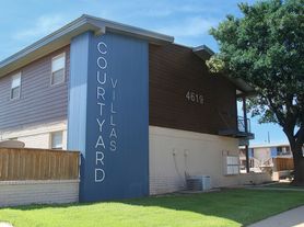 Courtyard Villas