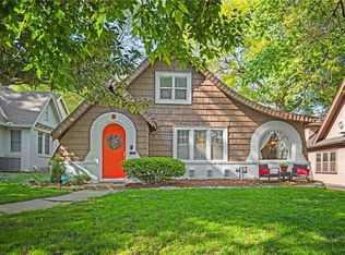 6 E 70th Ter, Kansas City, MO 64113