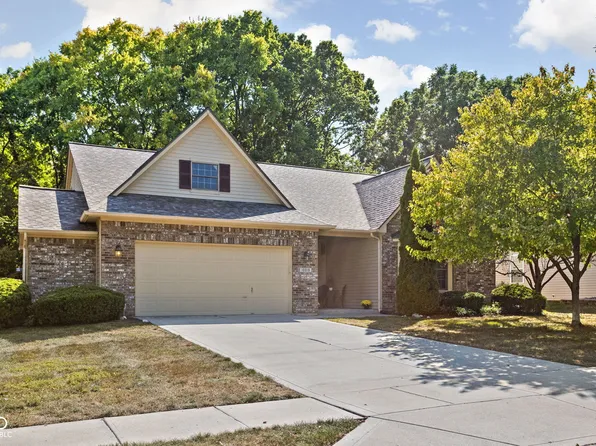 10019 Niagara Dr, Fishers, IN 46037