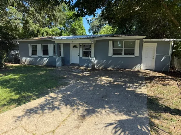 16 Randolph Dr, Pensacola, FL 32506