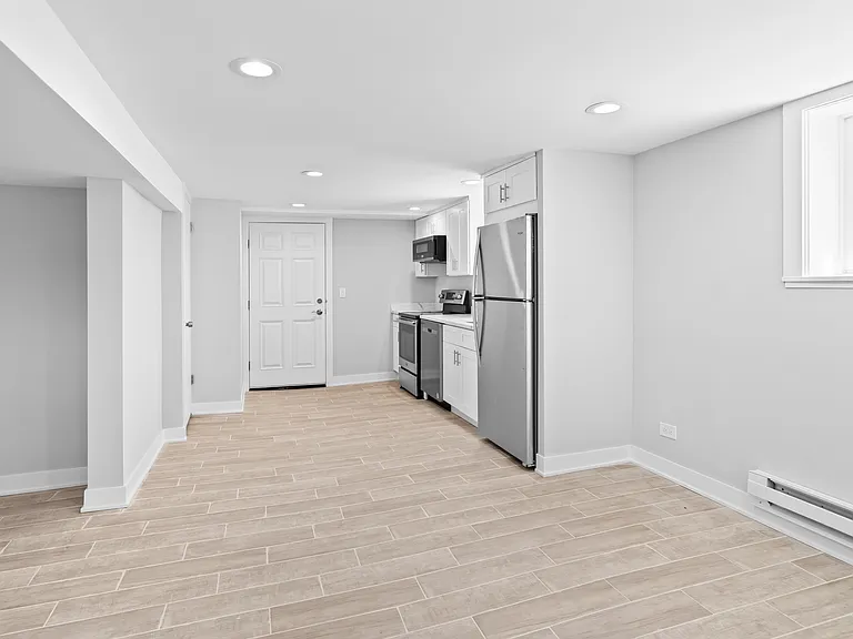 5831 N Miltimore Ave #GARDEN — Photo 3