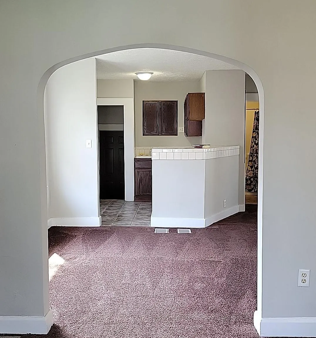 2 bed, 1296 sqft, $1,400 — Photo 3