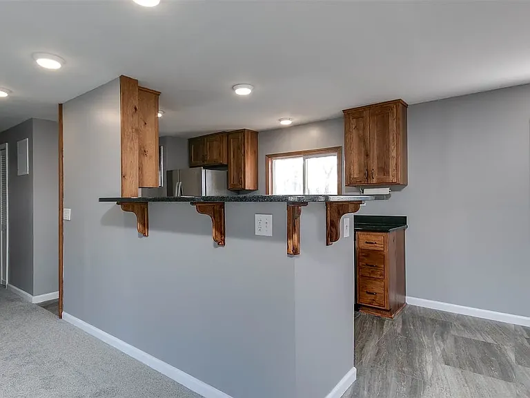 6863 Anderson Ave — Photo 7