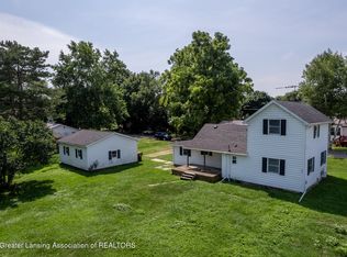 120 N Sickles St, Perrinton, MI 48871