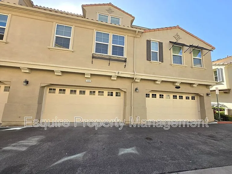 433 Castiano St — Photo 37