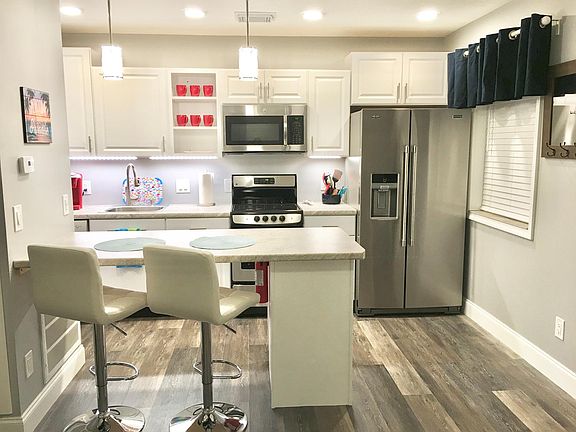 5th image of 6595 Gulf Winds Dr APT 2