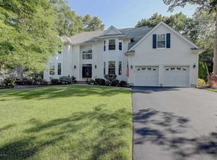 1263 Black Birch Ct, Toms River, NJ 08753