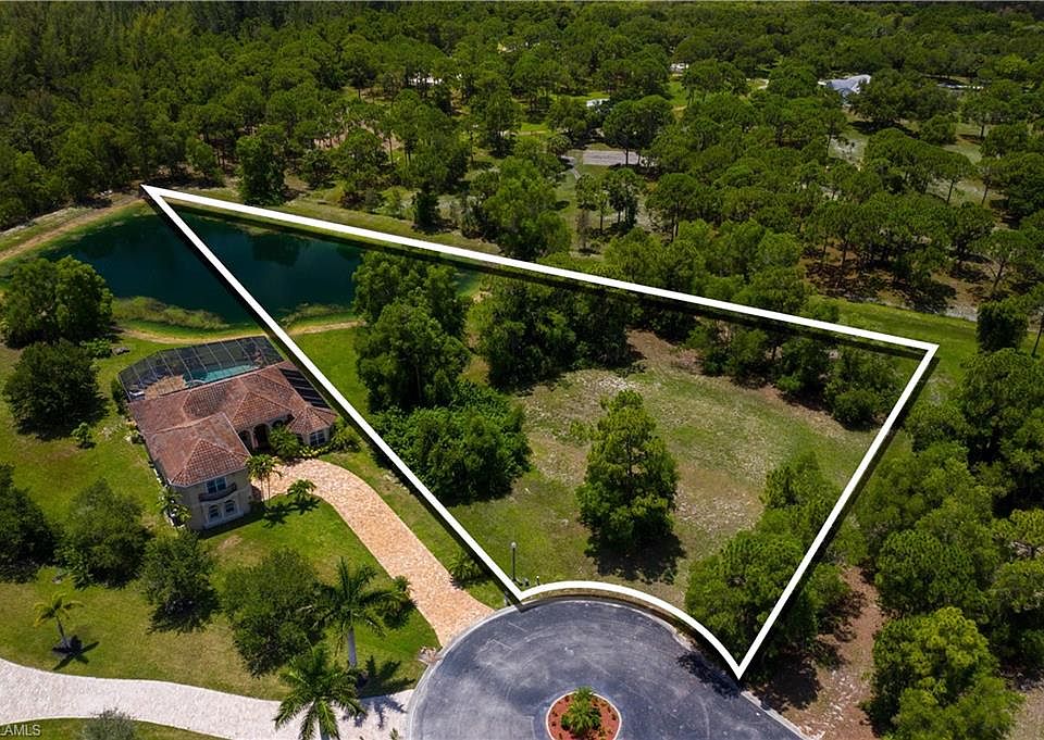 1st image of 3916 La Vida Way