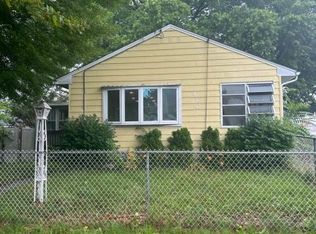 410 McCandless St, Linden, NJ 07036