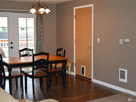 4th image of 20706 92nd St E