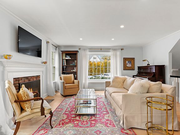 260 New Norwalk Road