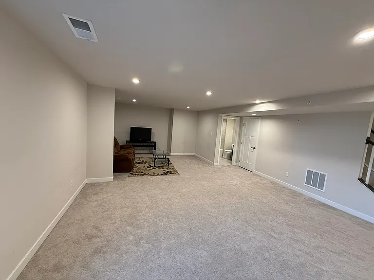 5105 Spruce Rd — Photo 34