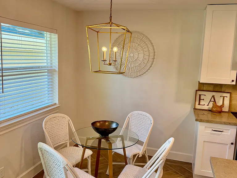 2019 Magnolia Dr — Photo 3