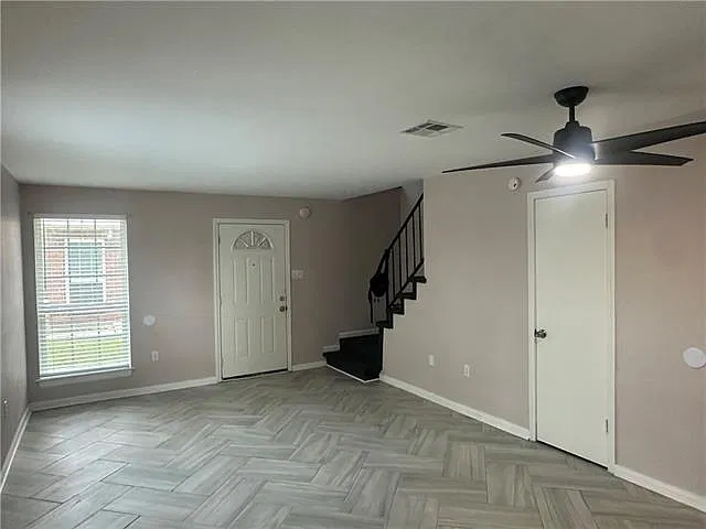 2 bed, 1.5 bath, 1150 sqft, $1,200 — Photo 4