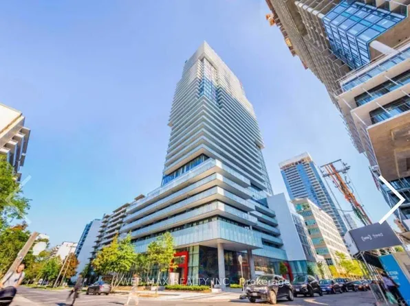 185 Roehampton Ave, Toronto, ON
