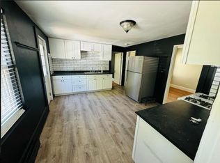 520 Plymouth St #1, Middleboro, MA 02346