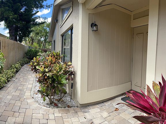 2nd image of 7735 Kenway Pl E