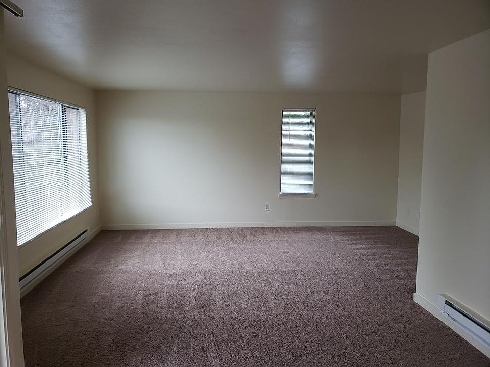 1st image of 1617 1st St Unit 25
