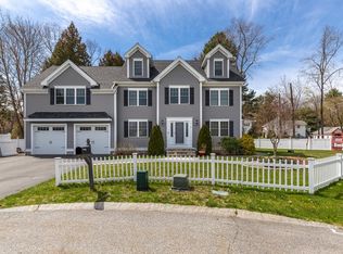 4 Church St, Middleton, MA 01949